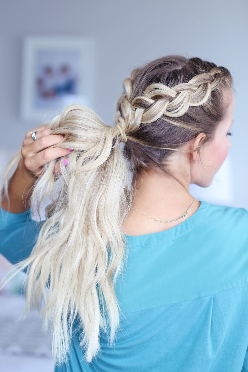 How to do a princess braid in under one minute #shorts #hair - YouTube